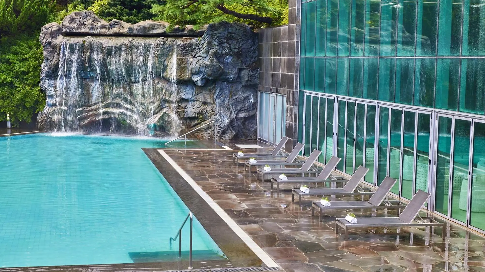 We Hotel Jeju Seogwipo 5*,  Corea del Sur